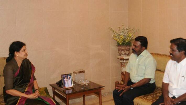 I welcome the activities of Sasikala .. Thirumavalavan who spoke from the DMK alliance, guts. I welcome the activities of Sasikala .. Thirumavalavan who spoke from the DMK alliance, guts.