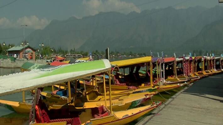 Jammu Kashmir tourism is on boom again, people are visiting amidst decreasing corona cases Jammu Kashmir tourism is on boom again, people are visiting amidst decreasing corona cases