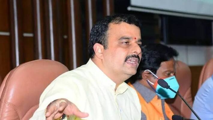 Minister Sunil Kumar Clarifies Over Electricity Bill waiver issue snr Minister Sunil Kumar Clarifies Over Electricity Bill waiver issue snr