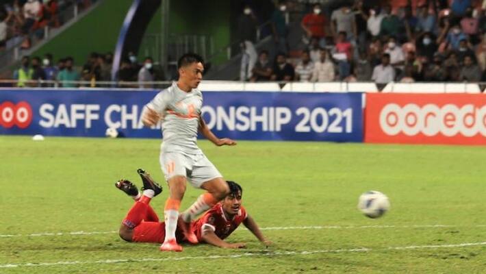 SAFF 2021:India beat Nepal to win SAFF Championship for the 8th time, Suni Chhetri equals Messi's record SAFF 2021:India beat Nepal to win SAFF Championship for the 8th time, Suni Chhetri equals Messi's record