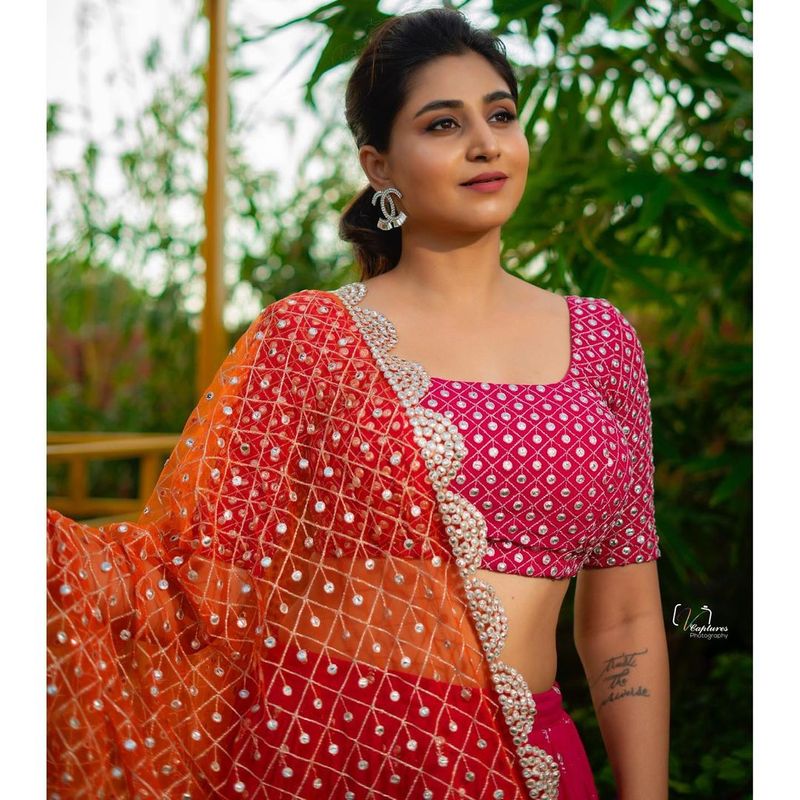 hot anchor varshini sizzles in choli lehanga her latest pics goes viral