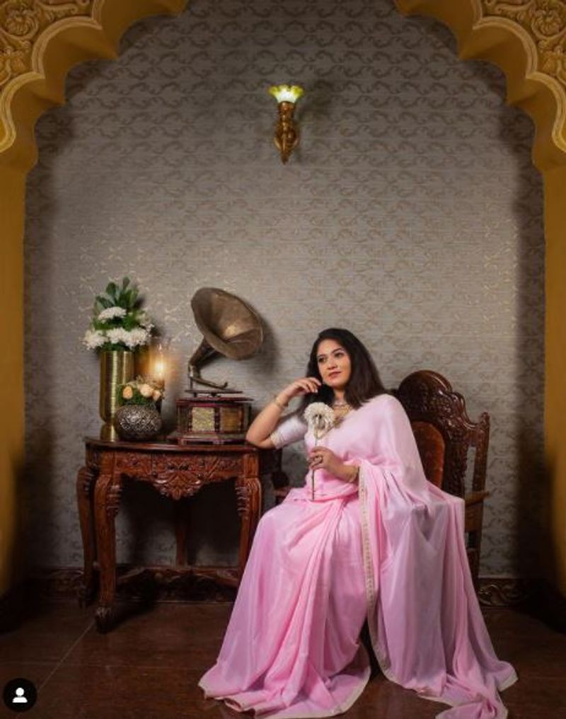 Kannada actress Meghana Raj new photoshoot in Maharani look vcs