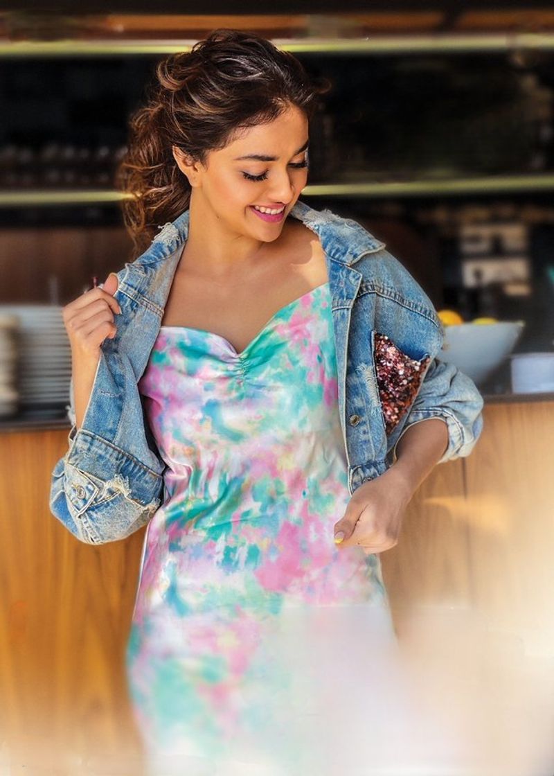 Actress keerthy suresh 29th birthday special amazing photo gallery