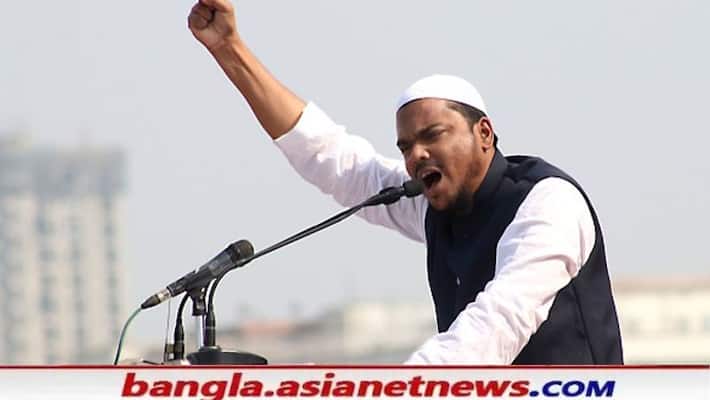 Bangla Pokkho has sent a petition to CM Mamata Banerjee seeking arrest of Abbas Siddiqui on charges of inciting communal violence RTB Bangla Pokkho has sent a petition to CM Mamata Banerjee seeking arrest of Abbas Siddiqui on charges of inciting communal violence RTB