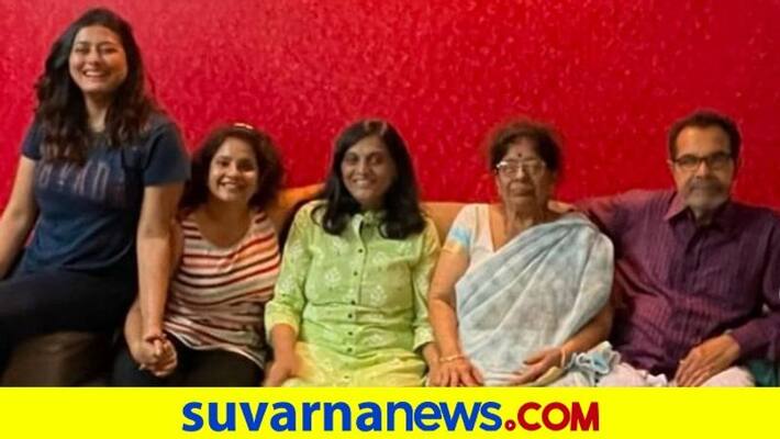 Nidhi Subbayya visits Shubha Poonja house Nidhi Subbayya visits Shubha Poonja house