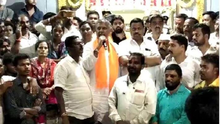 Claims on religious conversion attempt spark protest Hubballi mah Claims on religious conversion attempt spark protest Hubballi mah