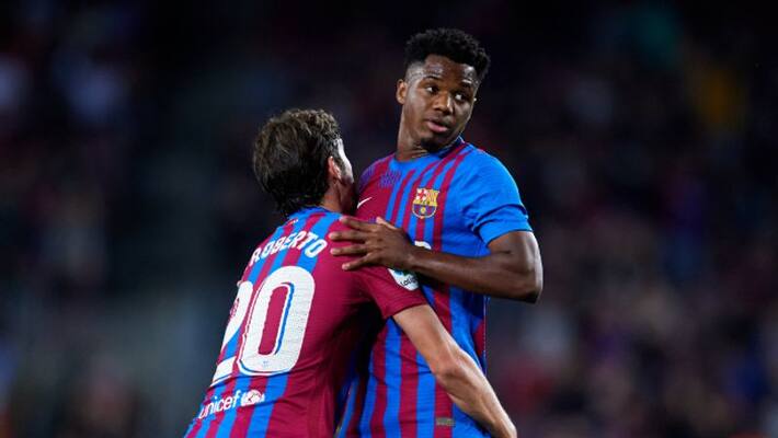 La liga 2021 22 Barcelona beat Valencia with three goal return La liga 2021 22 Barcelona beat Valencia with three goal return