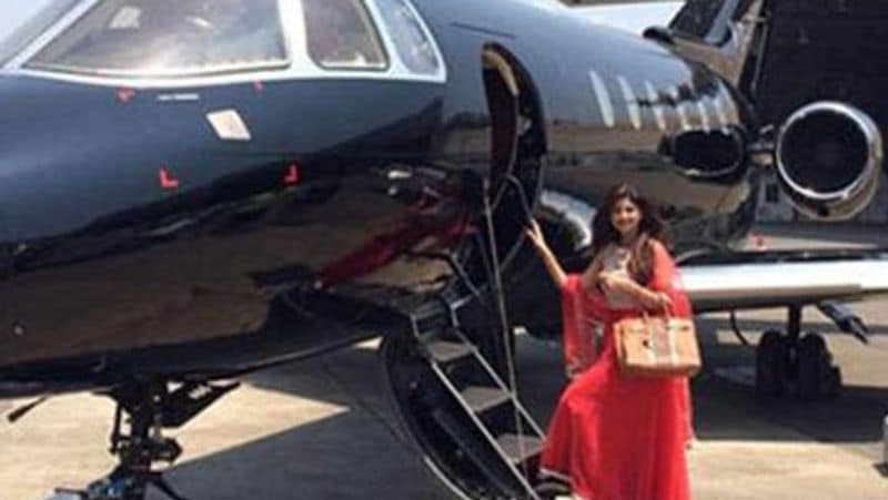 amitabh bachchan salman khan to shahrukh khan these bollywood celebs have their own private jets