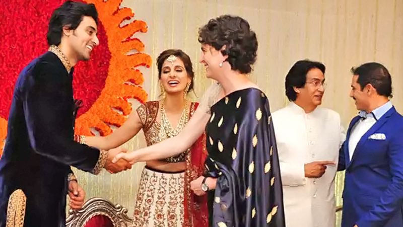 Kunal Kapoor Birthday, actor is married to Amitabh Bachchan niece, know about his life