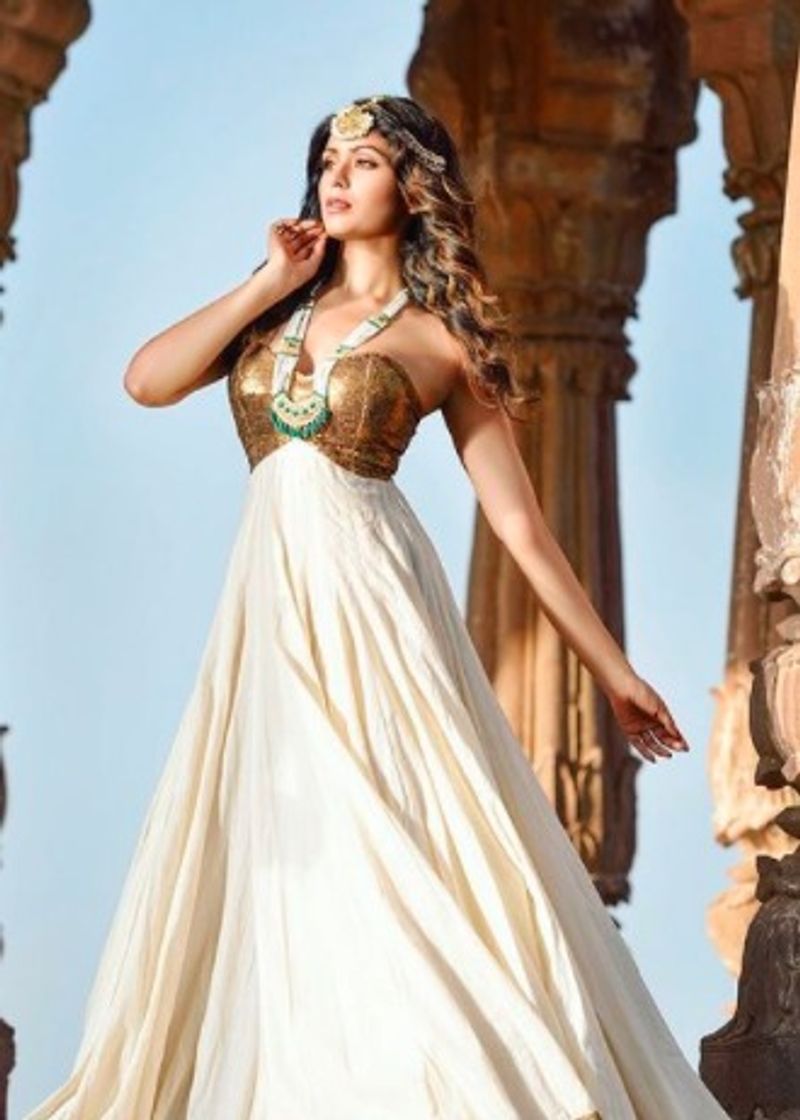 ritabhari chakraborty looks goes viral on net bjc