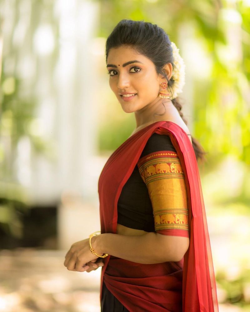 eesha rebba killing poses in half saree photos rise temperature in internet