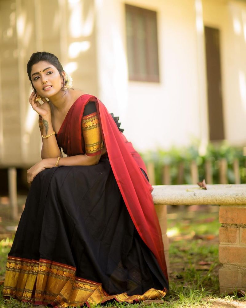 eesha rebba killing poses in half saree photos rise temperature in internet