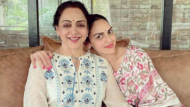 dharmendra celebrate wife hema malini birthday dream girl share photos with family and friends