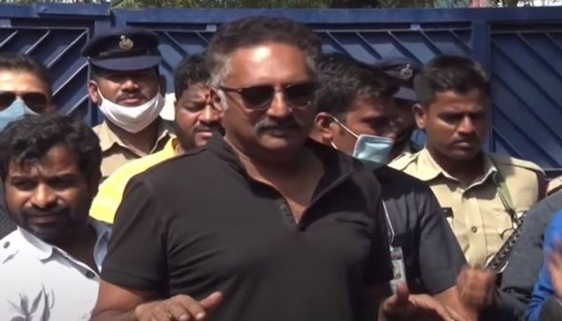 actor prakash raj took mouna vratha this is the reason