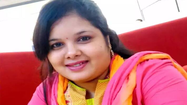 Actress Uma Maheshwari passes away of Jaundice at age of 40 Actress Uma Maheshwari passes away of Jaundice at age of 40