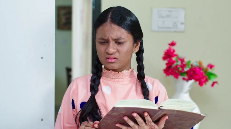 Karthik agrees to leave for America on Soundarya and deepa's request In todays karthika deepam serial episode