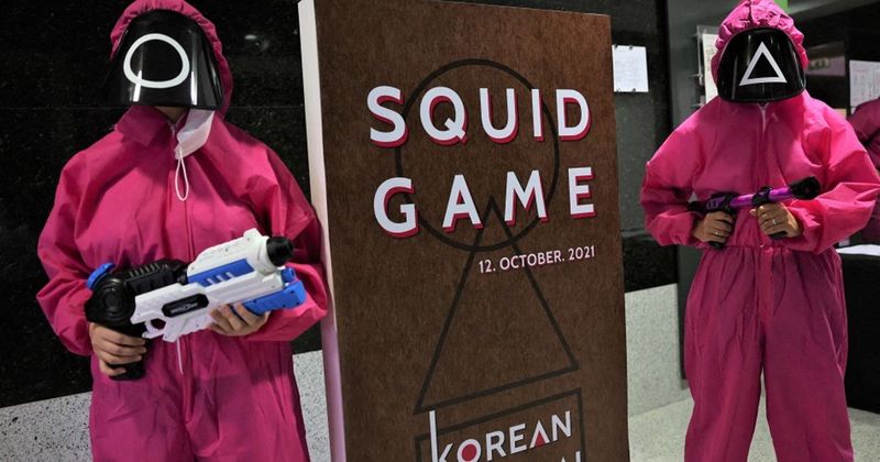 Netflix Estimates 'Squid Game' Will Be Worth Almost 900 Million dollars