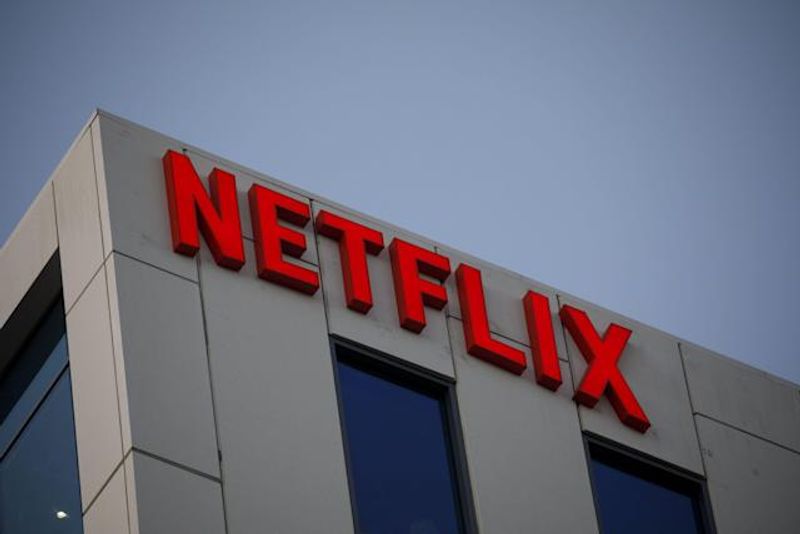 Netflix Estimates 'Squid Game' Will Be Worth Almost 900 Million dollars