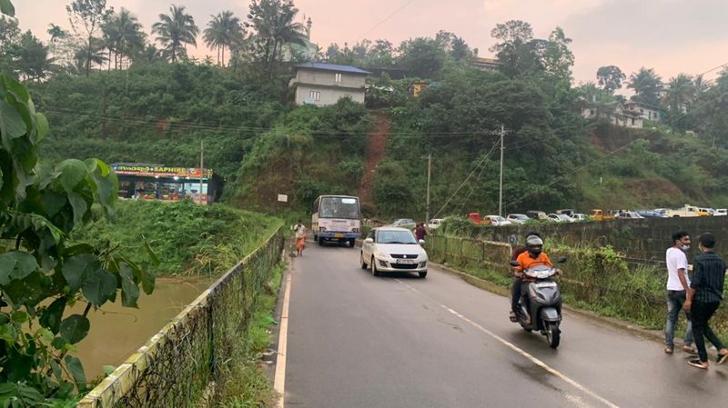 Two day heavy rain warning kerala dams open