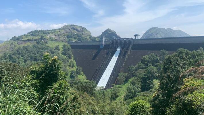 again heavy rain in kerala Idukki dam will not closed today again heavy rain in kerala Idukki dam will not closed today