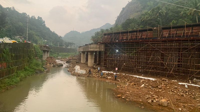 Two day heavy rain warning kerala dams open