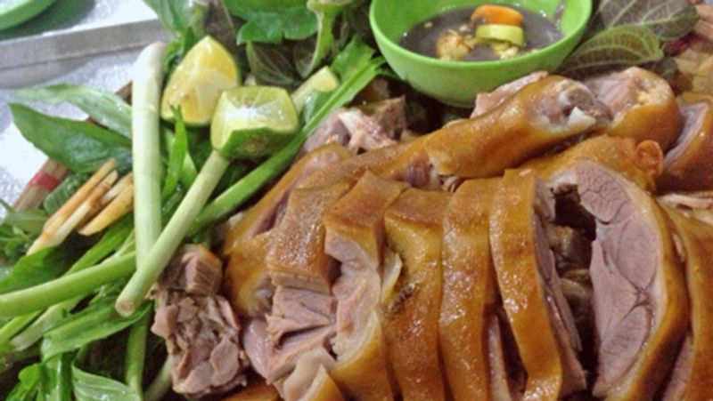 Indonesia dog meat images reveal true horror of trade