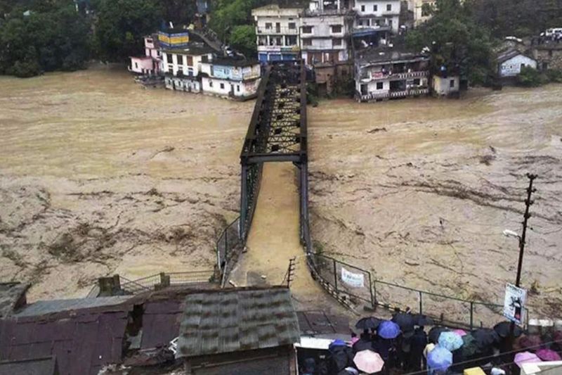 Uttarakhand to Kerala - Why is it raining so much in October, isn't monsoon over ALB