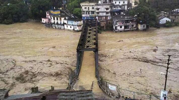 Heavy rain cause damage in uttarakhand Heavy rain cause damage in uttarakhand