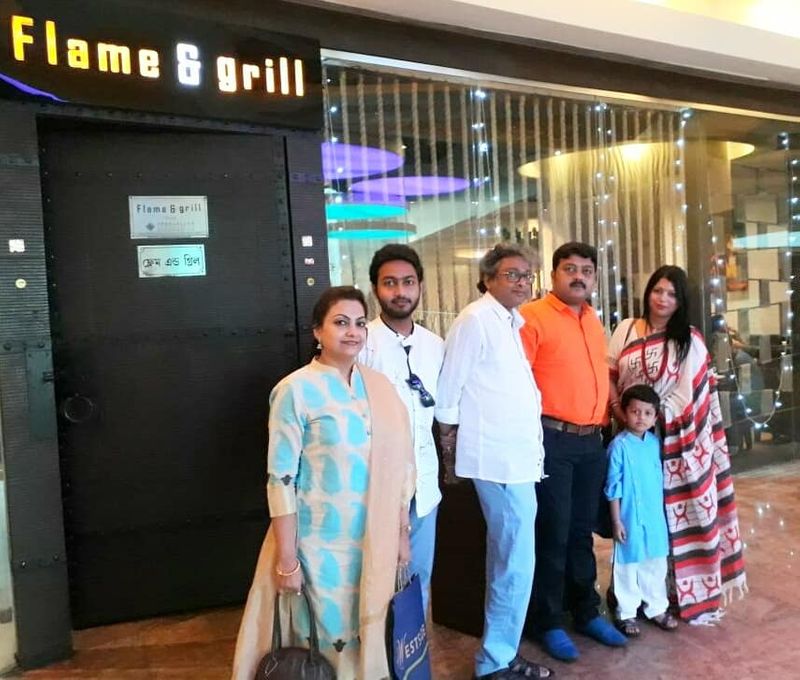 Durga Puja 2021 - Kolkata restaurants run out of food due to revenge dining ALB