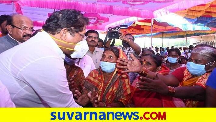 Minister R Ashok Visits Earthquake Affected Villages at Chincholi in Kalaburagi grg Minister R Ashok Visits Earthquake Affected Villages at Chincholi in Kalaburagi grg