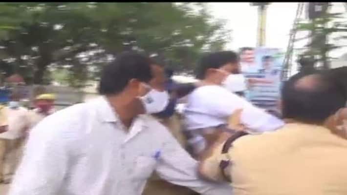 AP Bandh... TDP Leader Devineni Umamaheshwar Rao Arrest at Gollapudi AP Bandh... TDP Leader Devineni Umamaheshwar Rao Arrest at Gollapudi