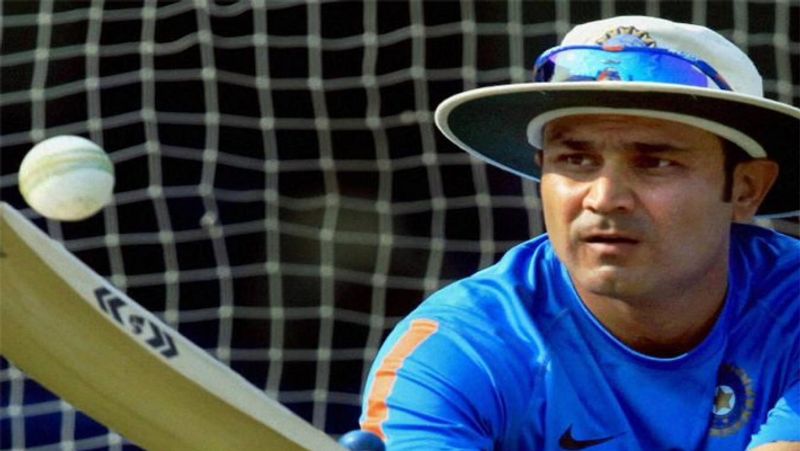 Virender Sehwag Birthday : know about Former Indian cricketer viru paji personal and professional life