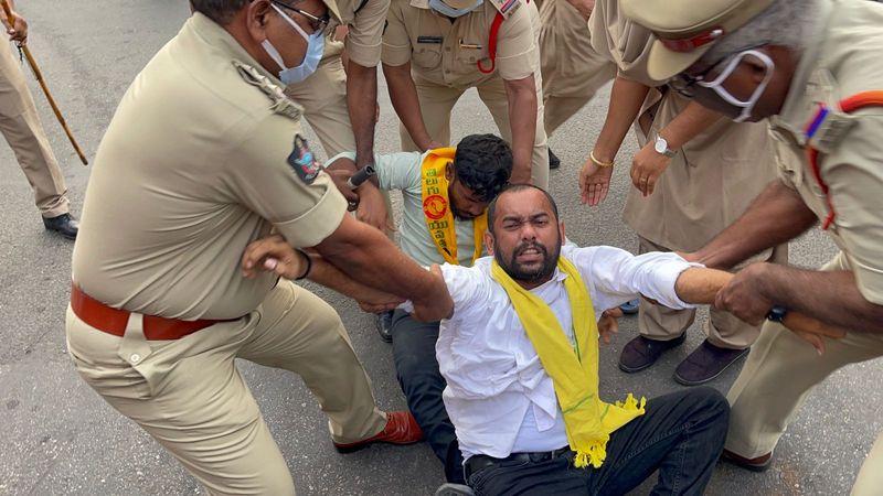 ap bandh... tdp leaders and supporters arrests in ap
