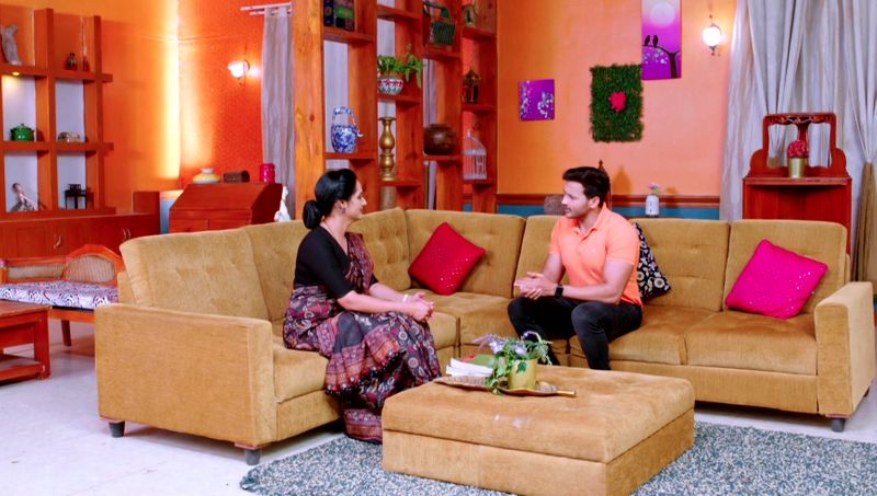 Mahindra believes Rishi will reconcile with Jagathi In todays guppadantha manasu serial episode