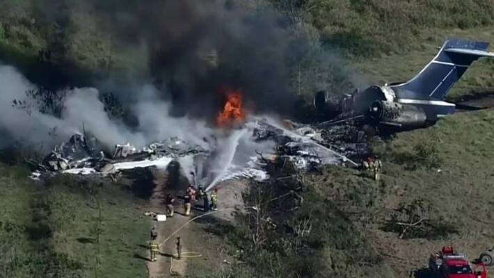 plane caught fire while trying to take off The passengers miraculously escaped plane caught fire while trying to take off The passengers miraculously escaped