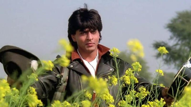 dilwale dulhania le jayenge complete 26 years of release kajol opposed to wear towel to shoot this song