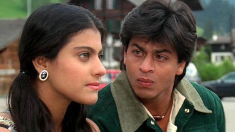 dilwale dulhania le jayenge complete 26 years of release kajol opposed to wear towel to shoot this song