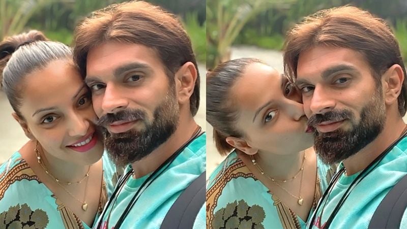 bipasha basu and karan singh grover picture goes viral from maldives bjc