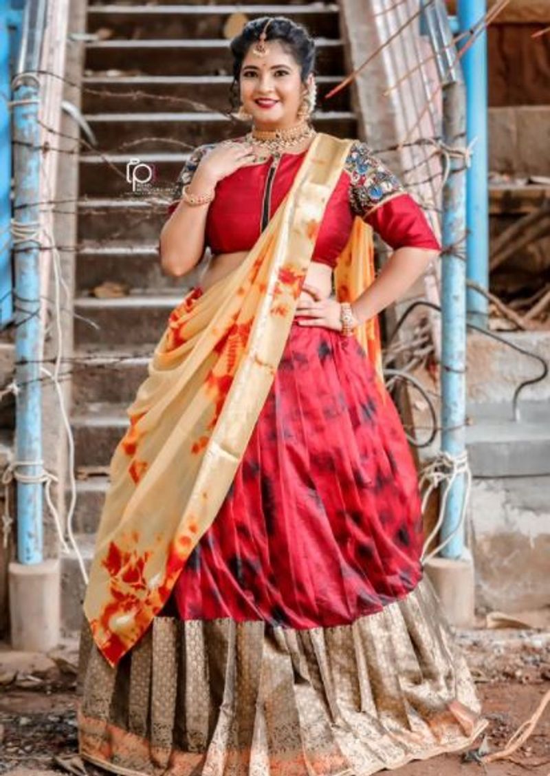 Colors Kannada Anubhanda Award actresses red carpet look vcs