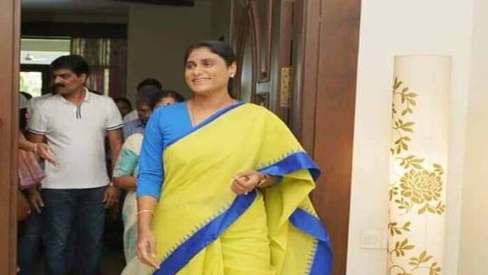 YS Sharmila Will Go to delhi on 21st october YS Sharmila Will Go to delhi on 21st october