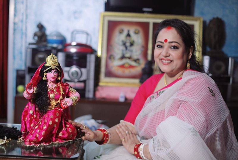 Tollywood Actress Aparajita Adhya greets mother Lakshmi with smiling face bpsb