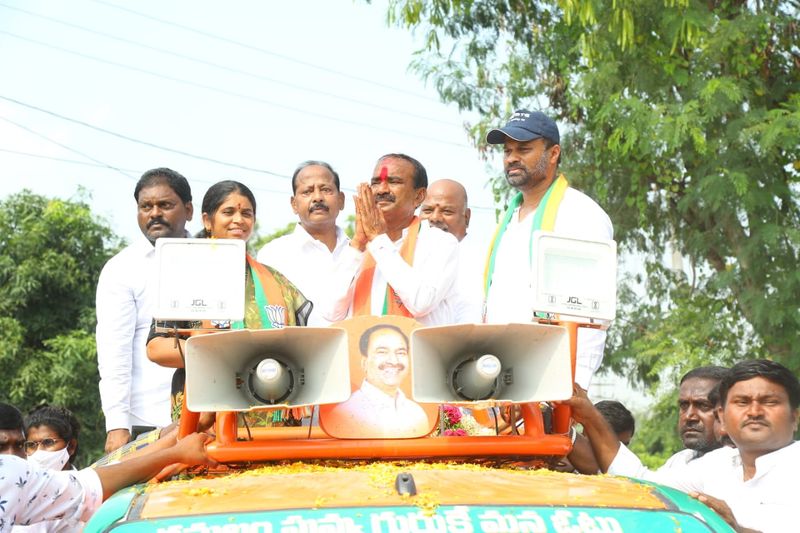 Huzurabad Bypoll: eatala rajender receives grand welcome In campaign