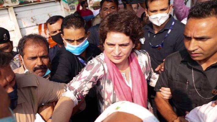Priyanka Gandhi stopped To Visit Home Of UP Man Who Died In Custody Priyanka Gandhi stopped To Visit Home Of UP Man Who Died In Custody