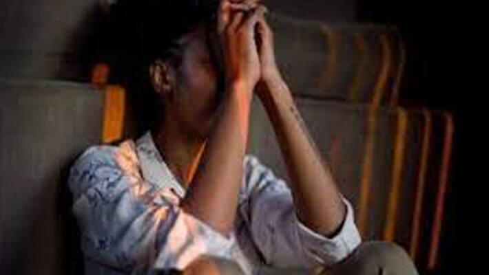 Uttar Pradesh man in Auraiya committed suicide because wife extra marital affairs Uttar Pradesh man in Auraiya committed suicide because wife extra marital affairs
