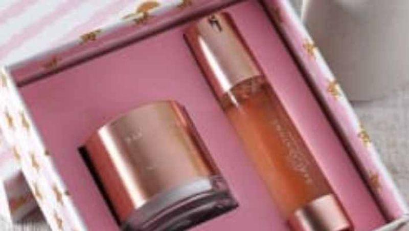 Karva Chauth 2021, these gifting ideas can make your spouse happy
