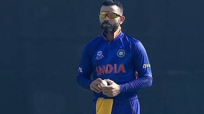 virat kohli bowled 2 overs against australia in warm up match and tried himself as 6th bowling option in t20 world cup virat kohli bowled 2 overs against australia in warm up match and tried himself as 6th bowling option in t20 world cup