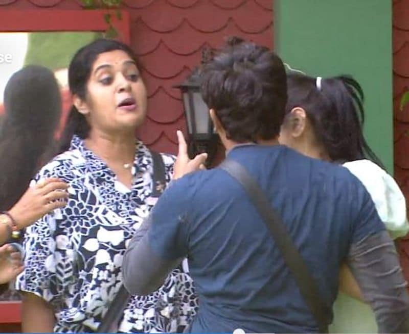 Bigg Boss 5 Telugu Sunny and priya fight takes ugly turn