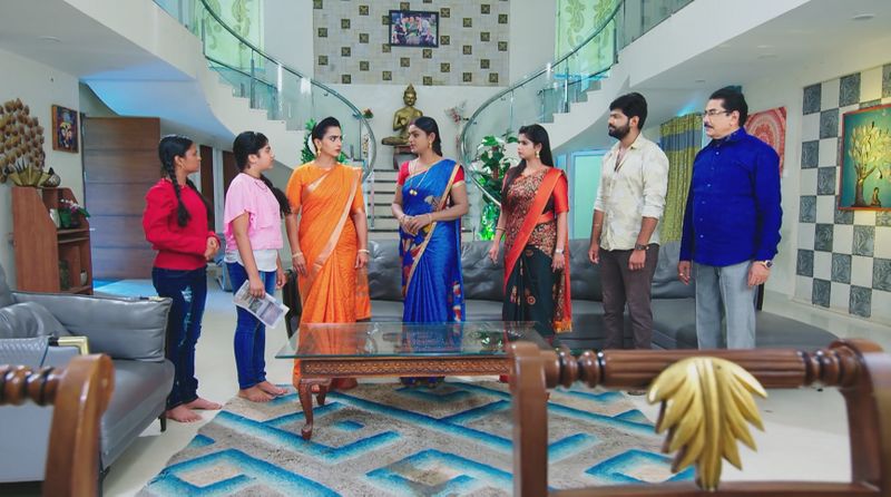 Deepa family panics about monitha is free from prison In todays karthika deepam serial episode