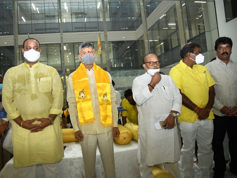 Chandrababu 30 hour Protest Begins At TDP head Office at mangalagiri