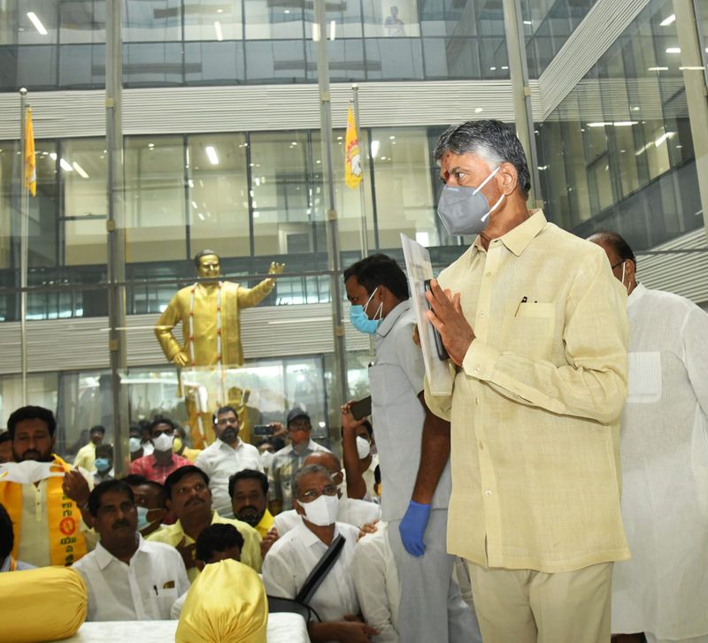 Chandrababu 30 hour Protest Begins At TDP head Office at mangalagiri